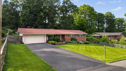 3844 Woodcrest Cir Nw, Cleveland, TN, 37312-3813 | Card Image