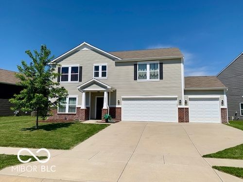 2066 Amur Ct, Columbus, IN, 47201-1497 | Card Image