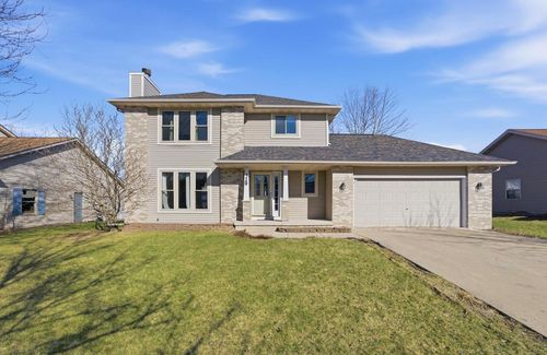329 N Heatherstone Dr, Sun Prairie, WI, 53590-4336 | Card Image