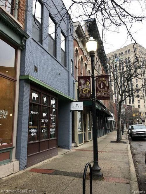 232 E Michigan Ave, Kalamazoo, MI, 49007-3910 | Card Image