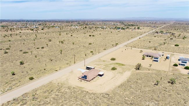 10625 Caughlin Rd, House other with 4 bedrooms, 3 bathrooms and 3 parking in Phelan CA | Image 73