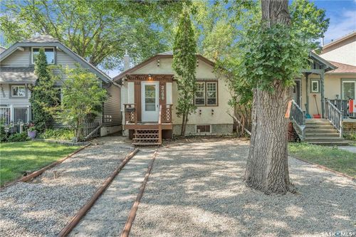 2056 Princess St, Regina, SK, S4T3Z4 | Card Image