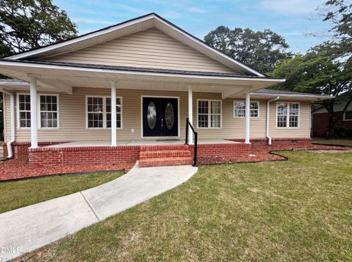 1210 N Park Ave, Dunn, NC, 28334-3033 | Card Image