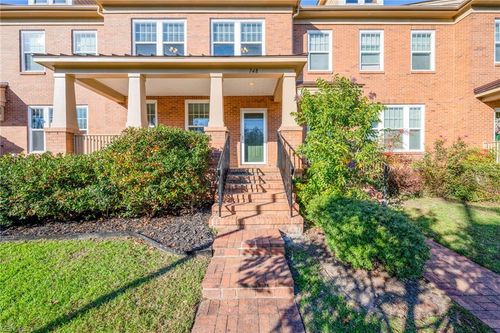 748 Washington Ave, Norfolk, VA, 23504-2443 | Card Image