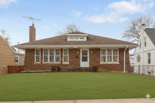 556 Orchard Ct, Des Plaines, IL, 60016-3117 | Card Image