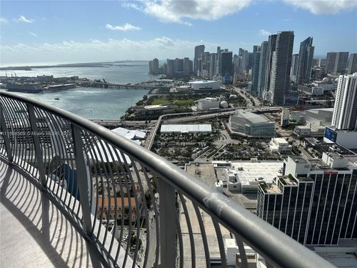 apt-5614-1750 N Bayshore Dr, Miami, FL, 33132-3222 | Card Image