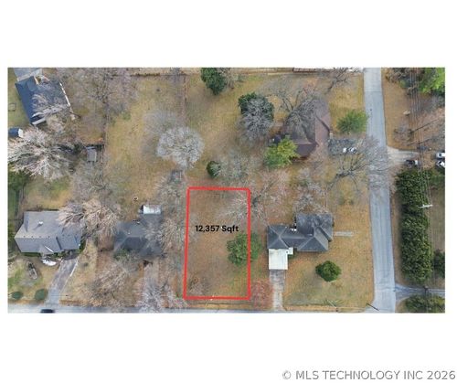 2706 E 49th Street, Tulsa, OK, 74105 | Card Image