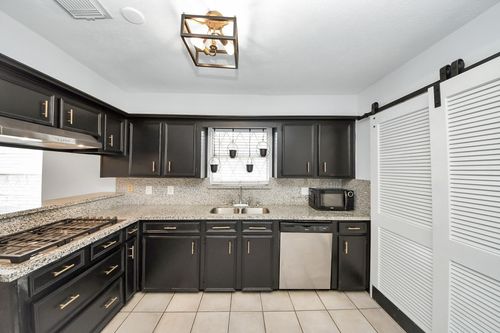 18 Barcelona Ct, Missouri City, TX, 77459-1911 | Card Image