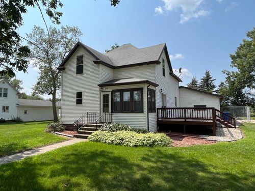 610 S Highland St, Arlington, SD, 57212-2229 | Card Image
