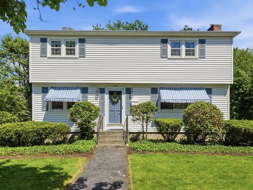 103 Francis Ave, Shrewsbury, MA, 01545-3015 | Card Image