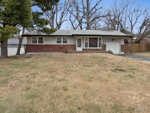 9468 Halls Ferry Rd, Saint Louis, MO, 63136-5123 | Card Image