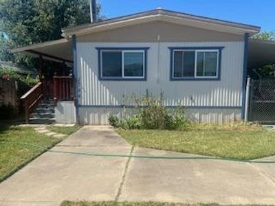 302 W Harbor Dr., Home with 2 bedrooms, 1 bathrooms and null parking in Isleton CA | Image 1