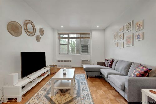 1g-2390 Palisade Ave, Bronx, NY, 10463-6219 | Card Image