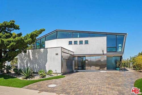 3144 Alta Laguna Blvd, Laguna Beach, CA, 92651-2062 | Card Image