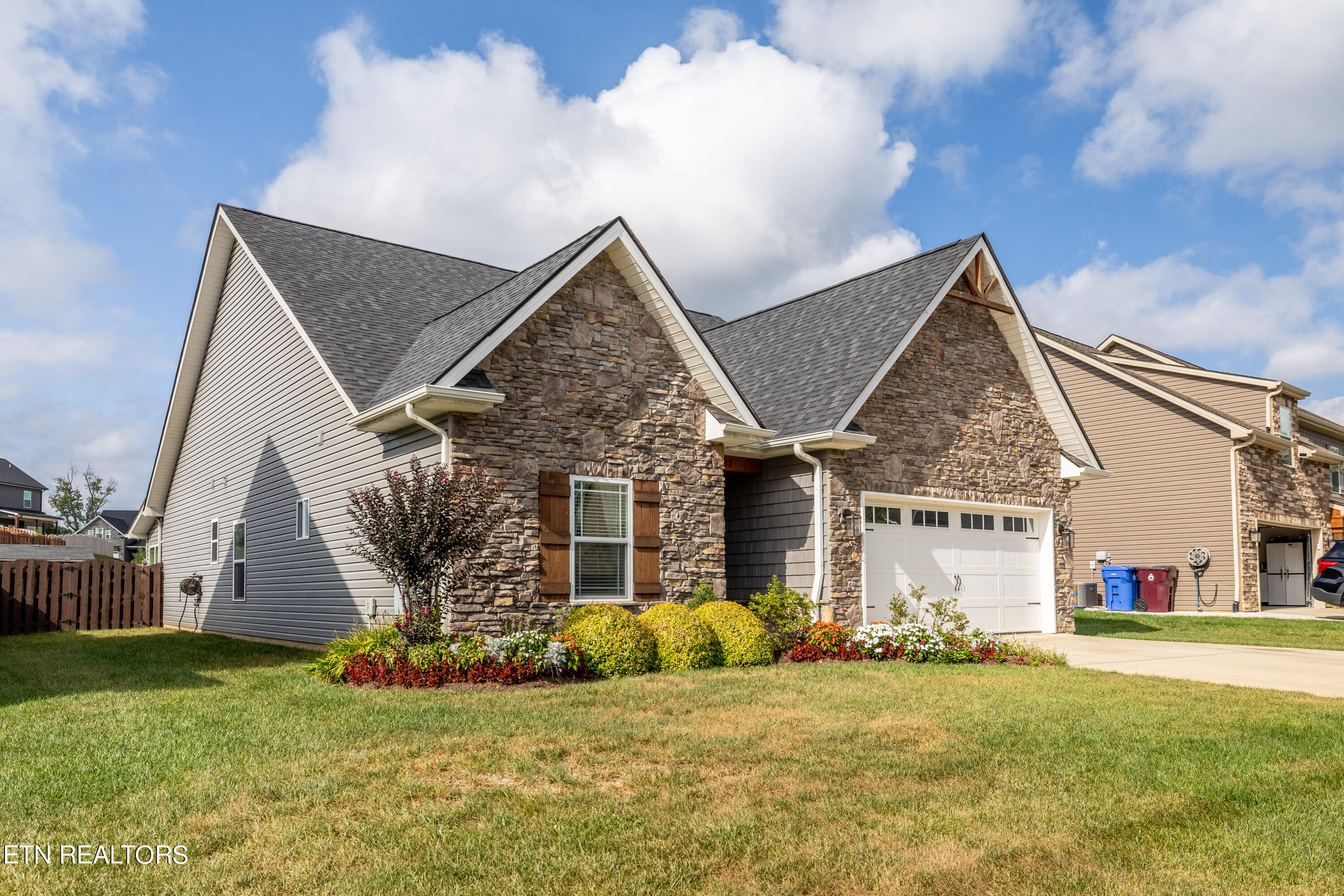 Aspen Glen Dr, Alcoa, TN 37701