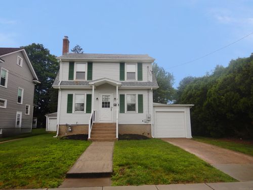 11 Morton Street, New London, CT, 06320 | Card Image