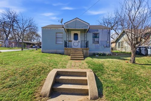 1703 Navaro St, Dallas, TX, 75208-1542 | Card Image
