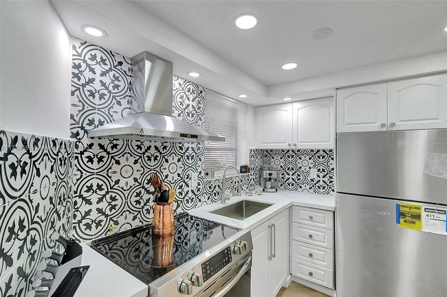 APT-142 - 18740 Ne 18 Th Ave, Condo with 1 bedrooms, 1 bathrooms and null parking in Miami FL | Image 7