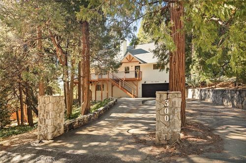 300 Pioneer Rd, Lake Arrowhead, CA, 92352 | Card Image
