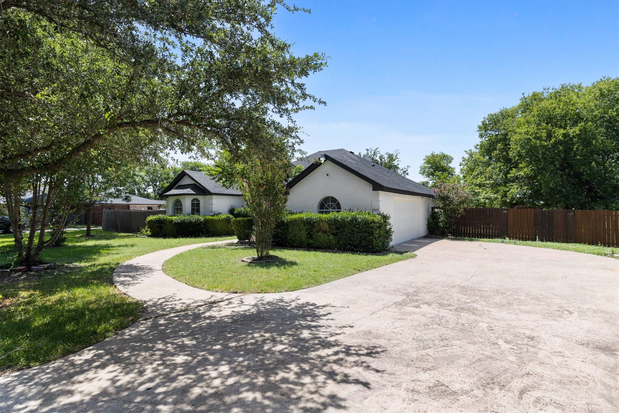 Residential in Glenn Heights 2