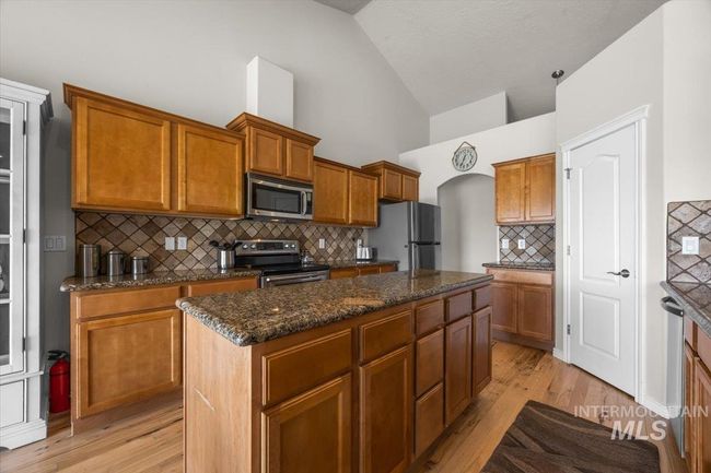 160 Summit Ridge Rd, House other with 3 bedrooms, 3 bathrooms and 3 parking in Horseshoe Bend ID | Image 16