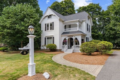 3 Bassett St, Foxborough, MA, 02035-2403 | Card Image
