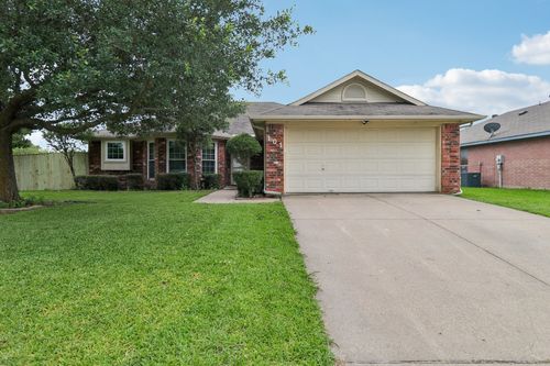 101 Apache Trl, Alvarado, TX, 76009-2623 | Card Image