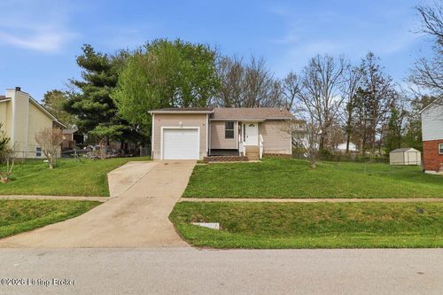 935 Austin Dr, Radcliff, KY, 40160 | Card Image