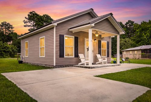 318 S Live Oak Dr, Moncks Corner, SC, 29461-3548 | Card Image