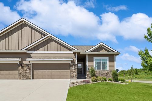 1138 Ne 17th Ln, Ankeny, IA, 50021-6914 | Card Image