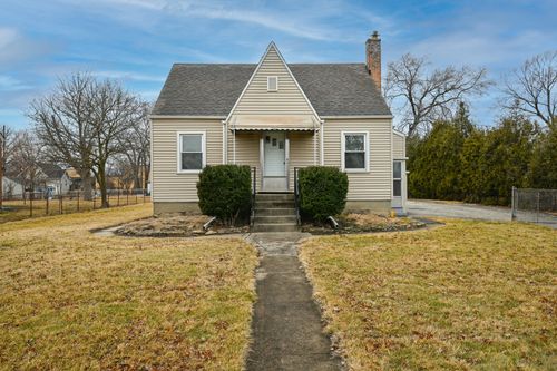 2316 N Hawthorne Ave, Melrose Park, IL, 60164-2025 | Card Image