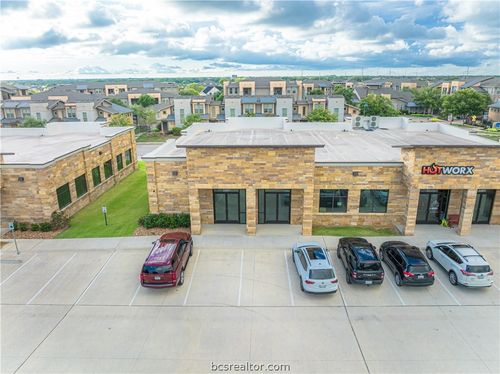 3375 University Dr, Bryan, TX, 77802 | Card Image