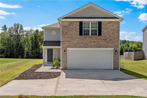 1112 Baileys Chapel Rd, Advance, NC, 27006-7148 | Card Image
