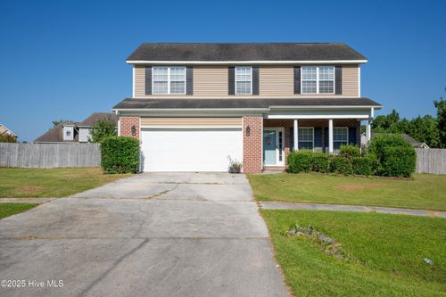 417 Little Creek Ct, Jacksonville, NC, 28546-8737 | Card Image