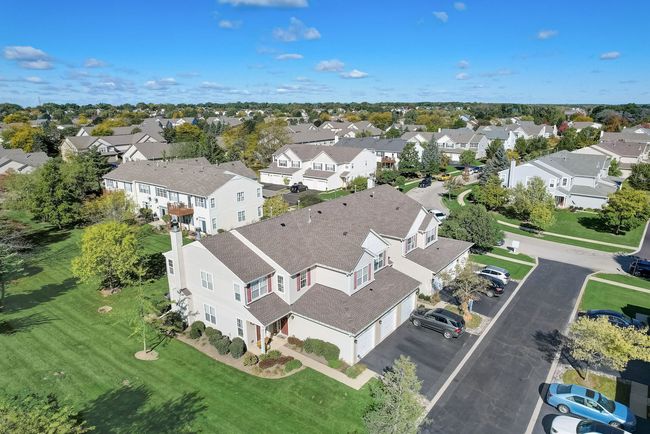 3070 - 3070 Falling Waters Ln, Condo with 2 bedrooms, 2 bathrooms and null parking in Lindenhurst IL | Image 40