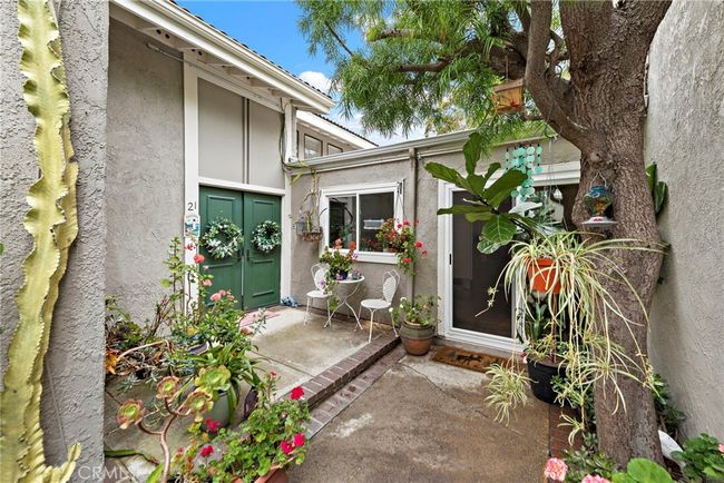 21 - 21 Rustling Wind, Condo with 4 bedrooms, 3 bathrooms and 2 parking in Irvine CA | Image 5