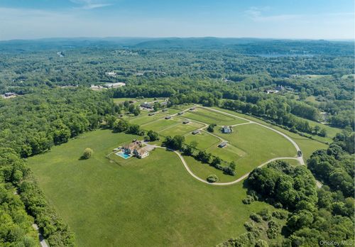364 Hardscrabble Rd, North Salem, NY, 10560-1020 | Card Image