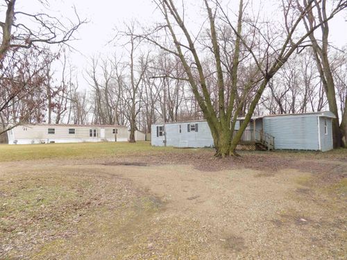 57560 Paul St, Elkhart, IN, 46517-1027 | Card Image