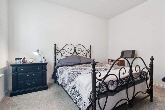 Apartment bedroom. | Image 29
