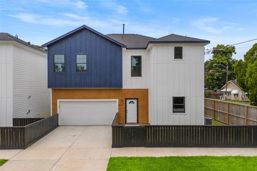 2012 Chew St, Houston, TX, 77020-4436 | Card Image