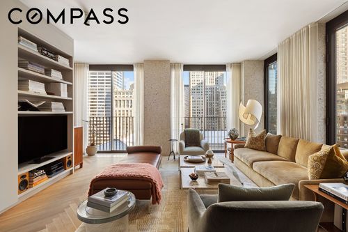 16b-16 W 40th St, New York, NY, 10018-3993 | Card Image