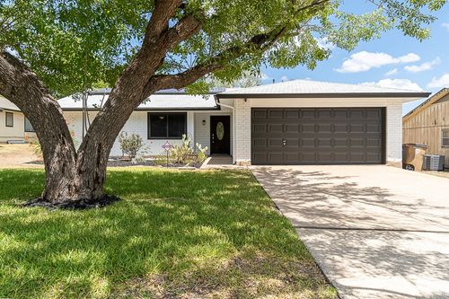 8312 Roan Ln, Austin, TX, 78736-3018 | Card Image