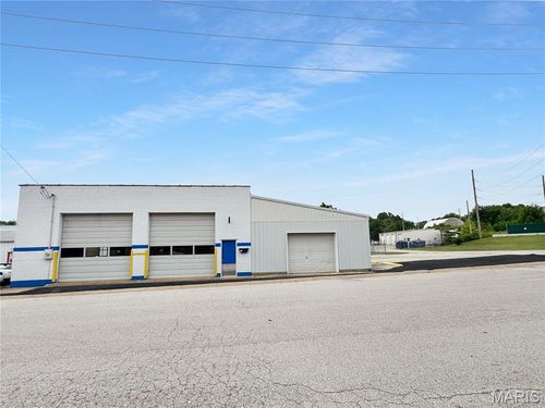 609 N Christina Ave, Union, MO, 63084 | Card Image