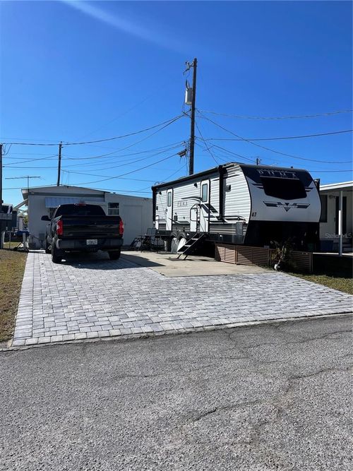 47 Illinois St, PALMETTO, FL, 34221-5232 | Card Image