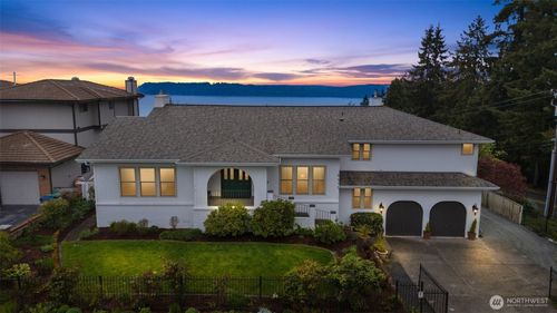8412 54th Ave W, Mukilteo, WA, 98275-3138 | Card Image