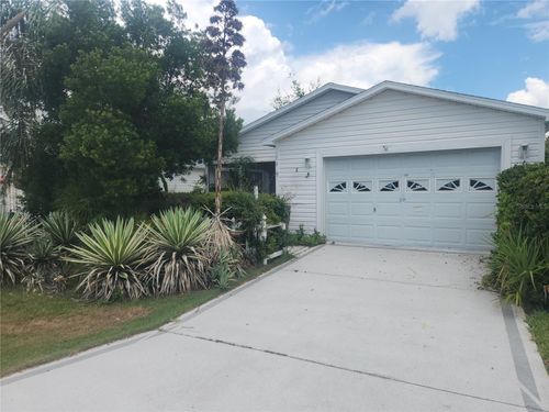 17449 Se 81st Newberry Ct, THE VILLAGES, FL, 32162-4893 | Card Image