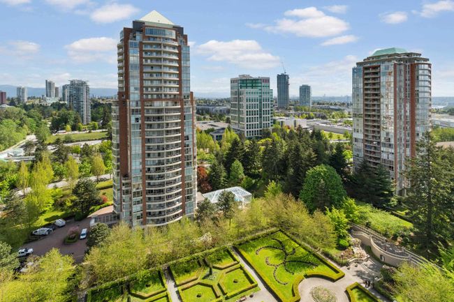 2101 - 7368 Sandborne Avenue, Condo with 2 bedrooms, 2 bathrooms and 2 parking in Burnaby BC | Image 25