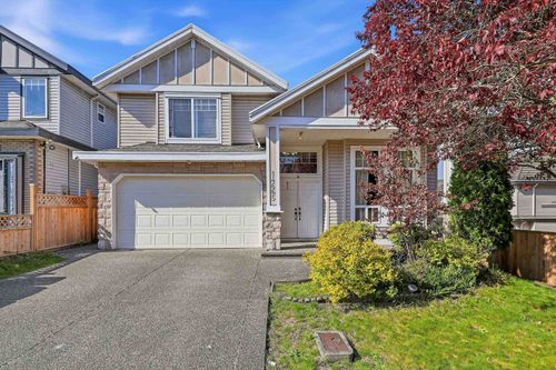 14665 76a Ave, Surrey, BC, V3S2P4 | Card Image