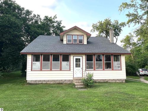 91 E Prosper Rd, Falmouth, MI, 49632-9608 | Card Image