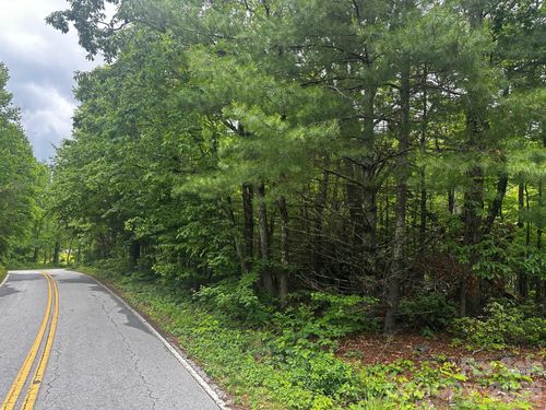 784 Shumont Rd, Black Mountain, NC, 28711-8648 | Card Image